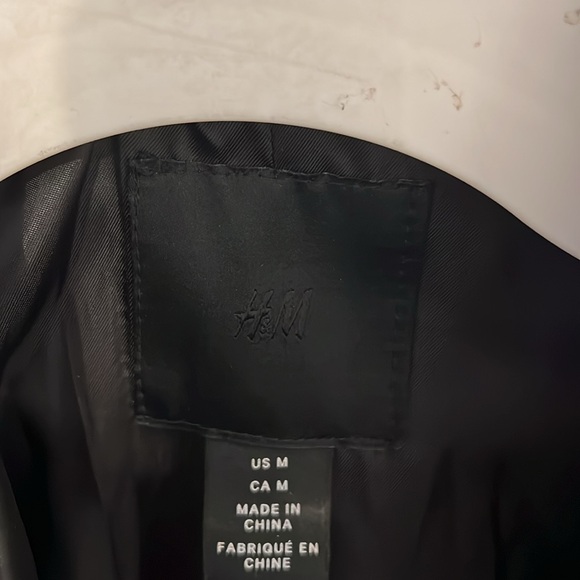 H&M faux leather jacket - Picture 3 of 3